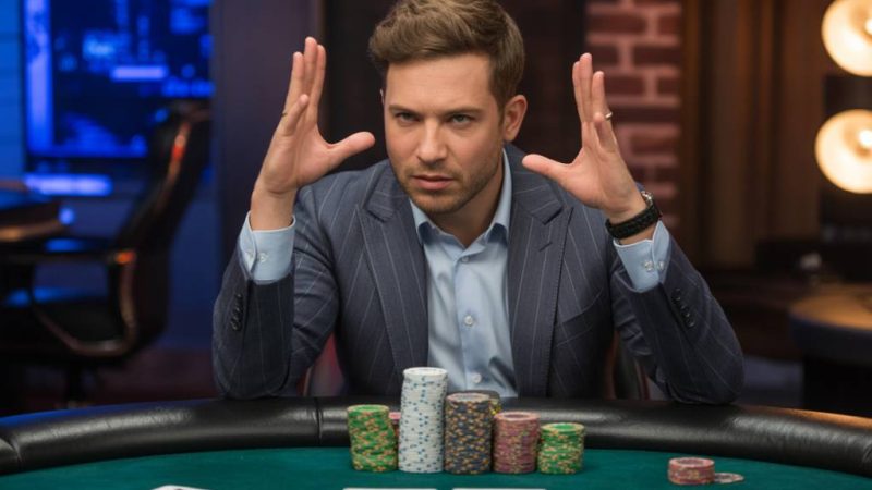 Exploiting Live and Online Poker Tells: Turning Behavioral Clues into Profitable Bets